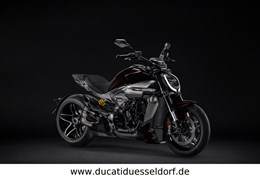 Neumotorrad Ducati XDiavel V4