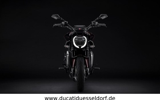 Neufahrzeug Ducati XDiavel V4 - Bild 4
