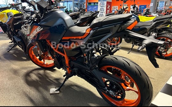 Gebrauchtmotorrad KTM 125 Duke - Bild 4