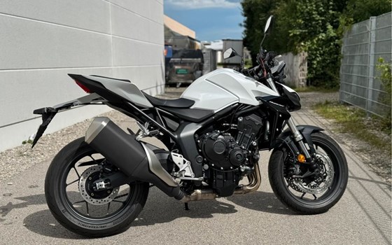 Neufahrzeug Honda CB1000 Hornet - Bild 1