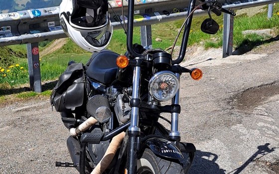 Gebrauchtmotorrad Harley-Davidson Sportster XL 1200X Forty-Eight - Bild 1 Gebrauchtmotorrad Harley-Davidson Sportster XL 1200X Forty-Eight - Bild 1