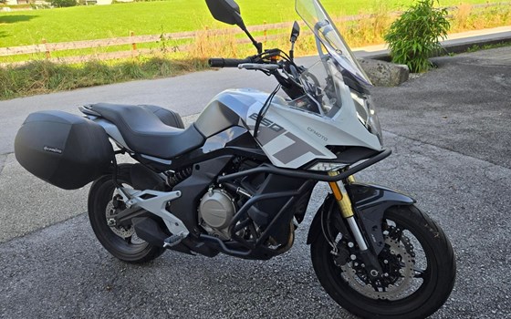Gebrauchtmotorrad CFMOTO 650MT - Bild 1 Gebrauchtmotorrad CFMOTO 650MT - Bild 1