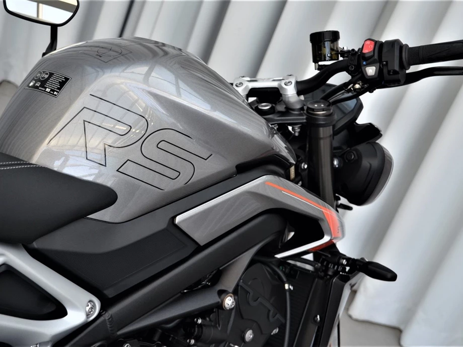Angebot Triumph Street Triple RS Bild 14: Angebot Triumph Street Triple RS