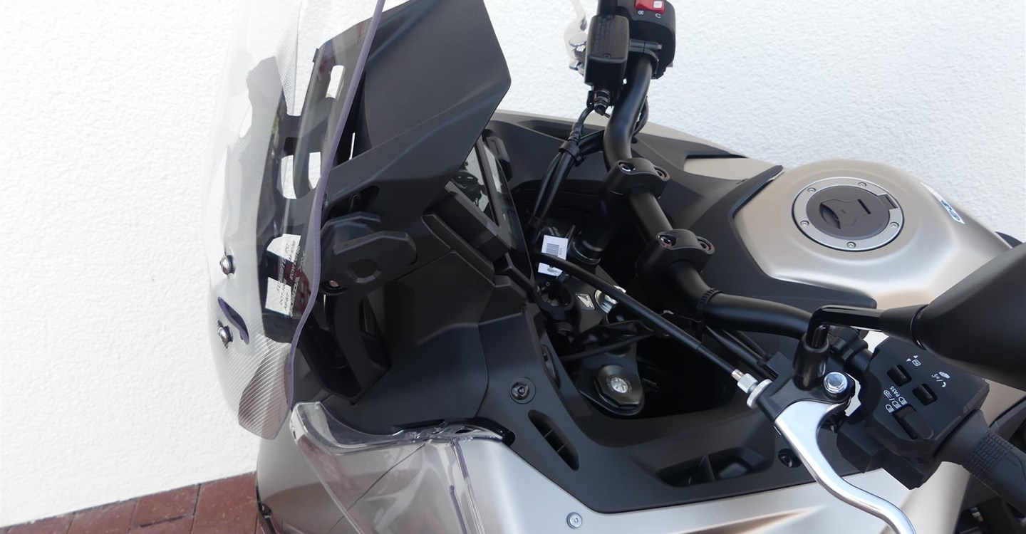 Offer Honda NT1100