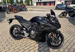 Neumotorrad Suzuki GSX-8R