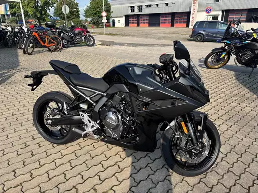 Suzuki GSX-8R<br />ABS