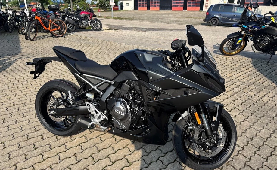 Angebot Suzuki GSX-8R Bild 1: Angebot Suzuki GSX-8R
