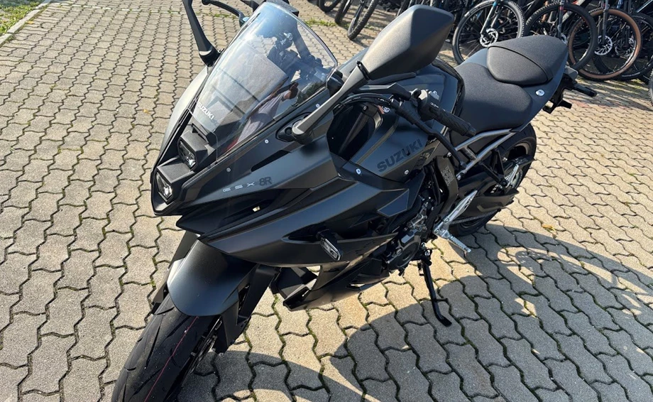 Angebot Suzuki GSX-8R Bild 3: Angebot Suzuki GSX-8R