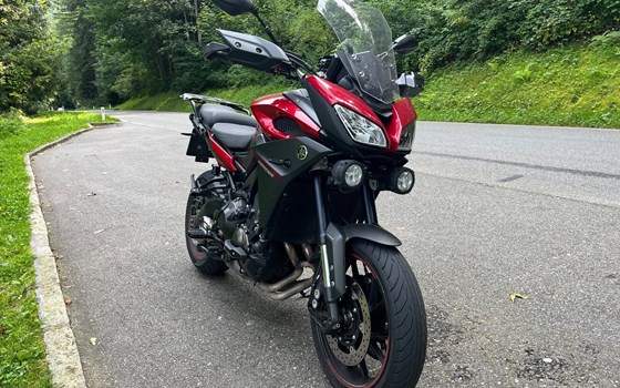 Gebrauchtmotorrad Yamaha Tracer 900 - Bild 10 Gebrauchtmotorrad Yamaha Tracer 900 - Bild 10