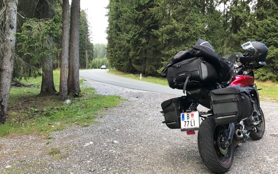 Gebrauchtmotorrad Yamaha Tracer 900 - Bild 5 Gebrauchtmotorrad Yamaha Tracer 900 - Bild 5