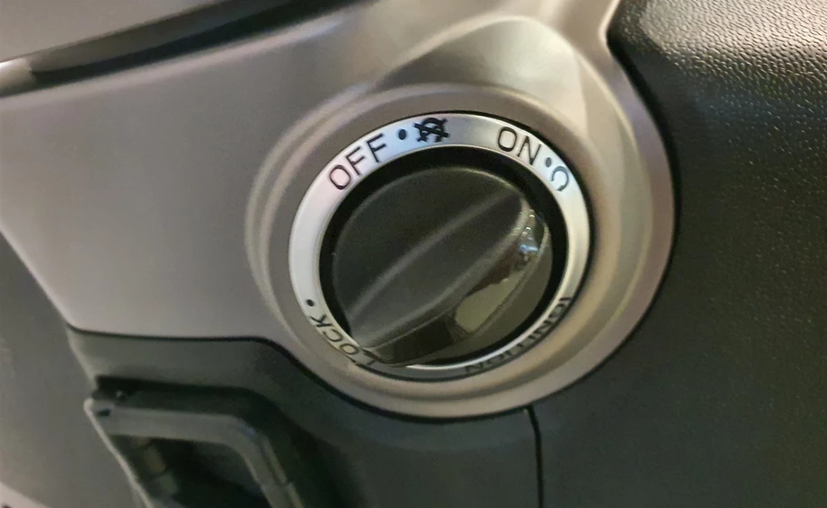 Angebot Vespa GTS 300 hpe Super Tech Bild 5: Angebot Vespa GTS 300 hpe Super Tech