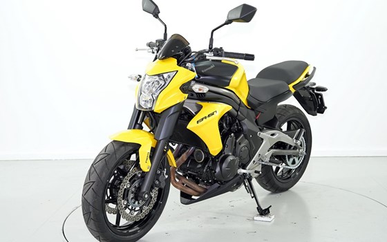 Motorrad Occasion Kawasaki ER-6n - Bild 3