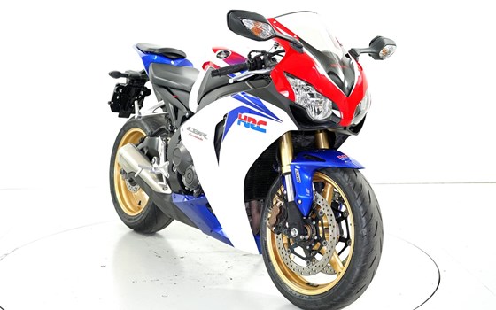 Motorrad Occasion Honda CB 1000 R - Bild 2