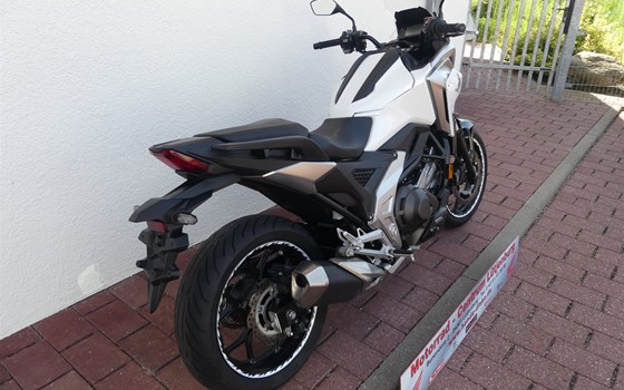 Gebrauchtmotorrad Honda NC750X DCT - Bild 4