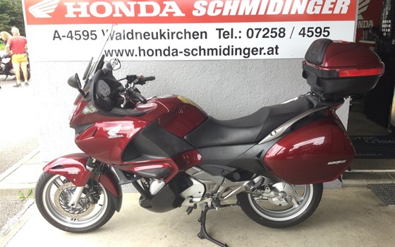 Gebrauchtmotorrad Honda NT700V Deauville - Bild 9 Gebrauchtmotorrad Honda NT700V Deauville - Bild 9