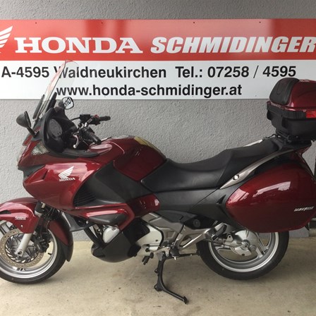 Honda NT700V Deauville