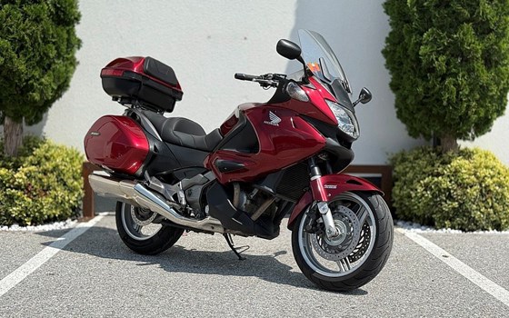Gebrauchtmotorrad Honda NT700V Deauville - Bild 4 Gebrauchtmotorrad Honda NT700V Deauville - Bild 4