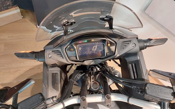 Gebrauchtmotorrad Honda VFR800X Crossrunner - Bild 12