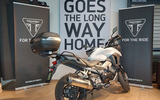 Gebrauchtmotorrad Honda VFR800X Crossrunner - Bild 6 Gebrauchtmotorrad Honda VFR800X Crossrunner - Bild 6