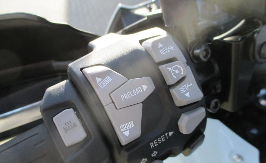 Offer Kawasaki Versys 1100 SE Bild 6: Offer Kawasaki Versys 1100 SE