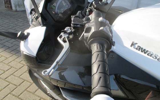 Gebrauchtmotorrad Kawasaki Ninja 1000SX - Bild 8