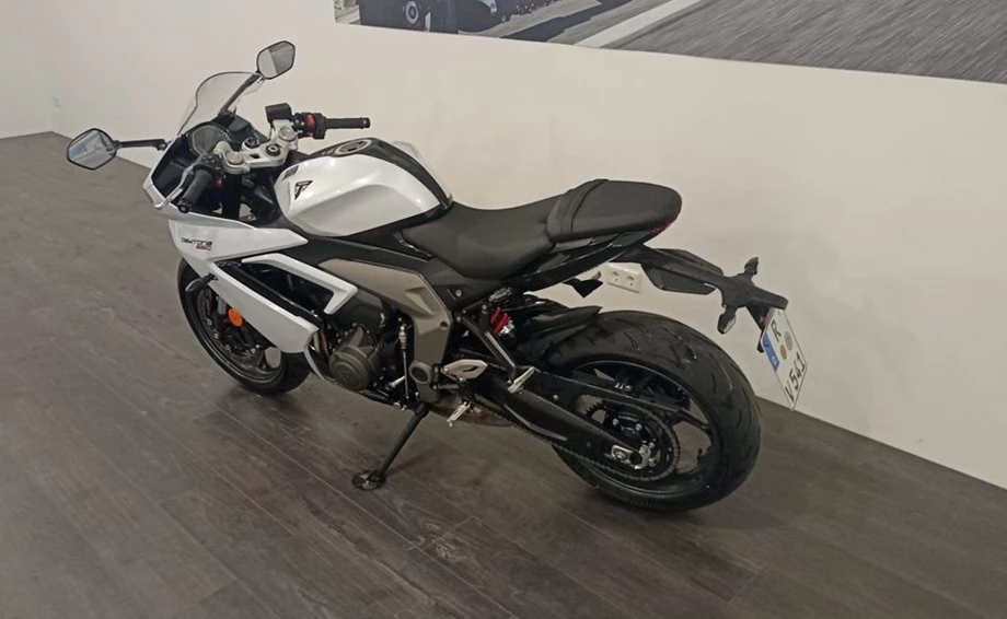 Angebot Triumph Daytona 660 Bild 4: Angebot Triumph Daytona 660