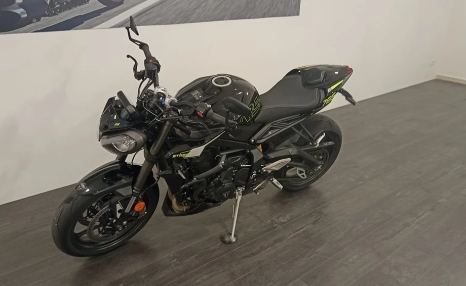 Angebot Triumph Street Triple 765 RS Bild 7: Angebot Triumph Street Triple 765 RS