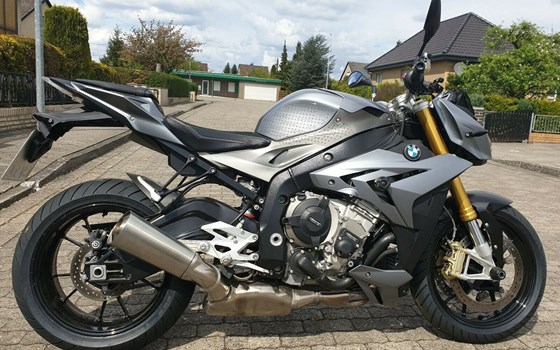 Gebrauchtmotorrad BMW S 1000 R - Bild 3 Gebrauchtmotorrad BMW S 1000 R - Bild 3