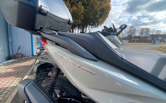 Gebrauchtmotorrad Honda Forza 350 - Bild 11