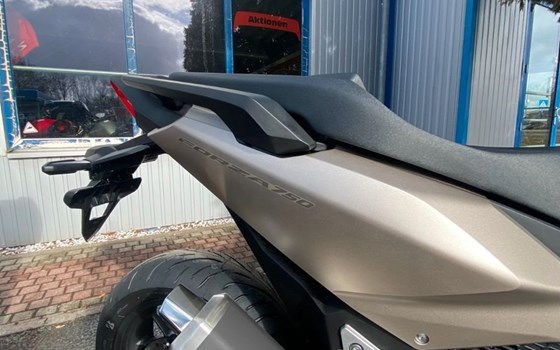 Gebrauchtmotorrad Honda Forza 350 - Bild 13