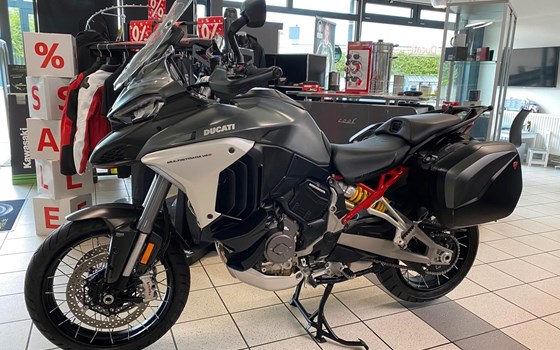 Gebrauchtmotorrad Ducati Multistrada V4 S - Bild 1