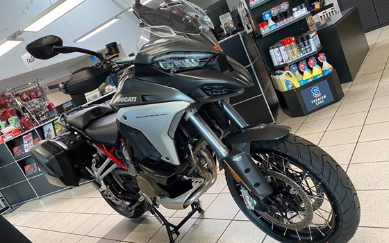 Gebrauchtmotorrad Ducati Multistrada V4 S - Bild 2