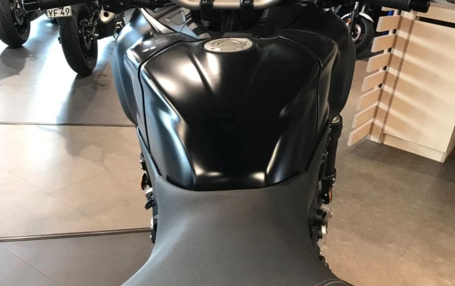 Angebot Yamaha Niken Bild 6: Angebot Yamaha Niken