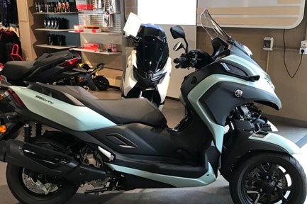 Yamaha Tricity 300