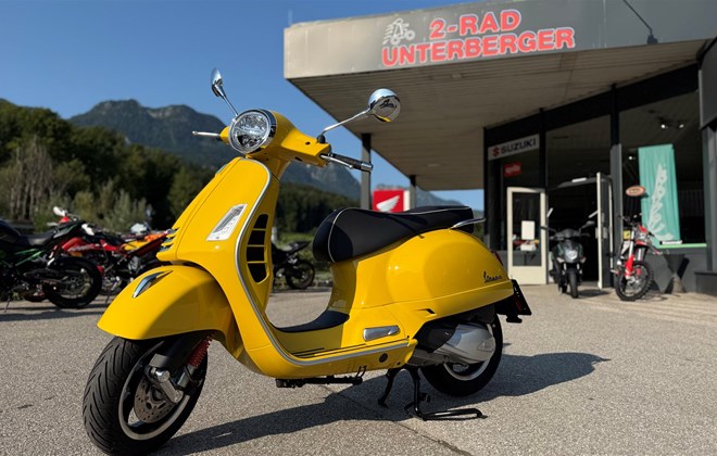 Vespa GTS 300 hpe Super Tech