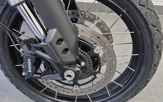 Gebrauchtmotorrad Moto Guzzi V85 TT - Bild 5