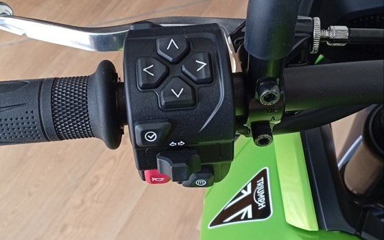 Gebrauchtmotorrad Triumph Tiger Sport 660 - Bild 3