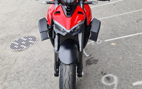Gebrauchtmotorrad Ducati Streetfighter V4 - Bild 5 Gebrauchtmotorrad Ducati Streetfighter V4 - Bild 5
