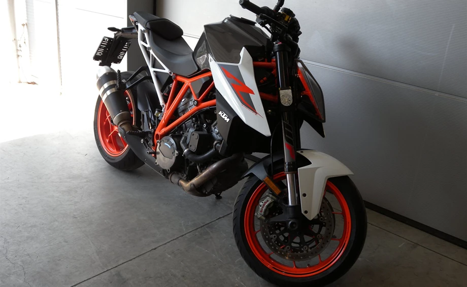 Angebot KTM 1290 Super Duke R Bild 3: Angebot KTM 1290 Super Duke R