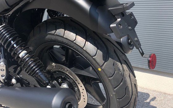 Neufahrzeug Moto Guzzi V7 Stone - Bild 10 Neufahrzeug Moto Guzzi V7 Stone - Bild 10
