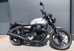 Neumotorrad Moto Guzzi V7 Stone Neumotorrad Moto Guzzi V7 Stone