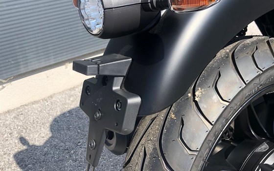 Neufahrzeug Moto Guzzi V7 Stone - Bild 6 Neufahrzeug Moto Guzzi V7 Stone - Bild 6