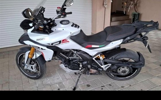 Gebrauchtmotorrad Ducati Multistrada 1200 S Touring - Bild 1 Gebrauchtmotorrad Ducati Multistrada 1200 S Touring - Bild 1