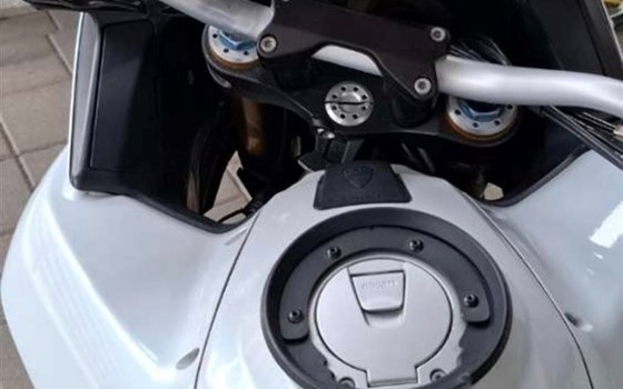 Gebrauchtmotorrad Ducati Multistrada 1200 S Touring - Bild 11 Gebrauchtmotorrad Ducati Multistrada 1200 S Touring - Bild 11