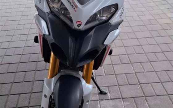 Gebrauchtmotorrad Ducati Multistrada 1200 S Touring - Bild 3 Gebrauchtmotorrad Ducati Multistrada 1200 S Touring - Bild 3