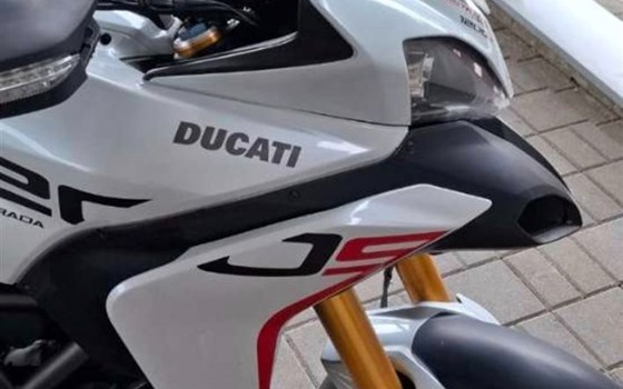 Gebrauchtmotorrad Ducati Multistrada 1200 S Touring - Bild 6 Gebrauchtmotorrad Ducati Multistrada 1200 S Touring - Bild 6