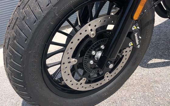Neufahrzeug Moto Guzzi V9 Bobber - Bild 10 Neufahrzeug Moto Guzzi V9 Bobber - Bild 10