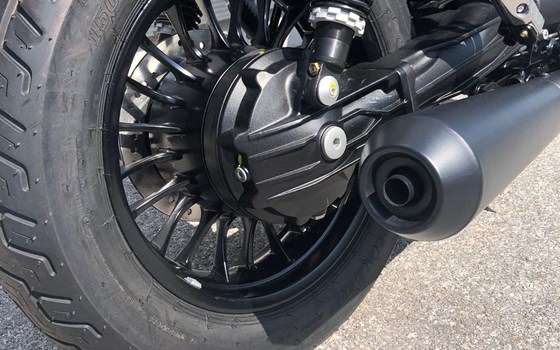 Neufahrzeug Moto Guzzi V9 Bobber - Bild 8 Neufahrzeug Moto Guzzi V9 Bobber - Bild 8
