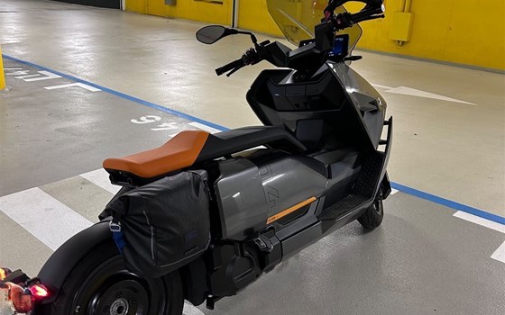 Gebrauchtmotorrad BMW CE 04 - Bild 1 Gebrauchtmotorrad BMW CE 04 - Bild 1