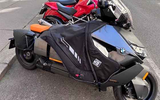 Gebrauchtmotorrad BMW CE 04 - Bild 4 Gebrauchtmotorrad BMW CE 04 - Bild 4